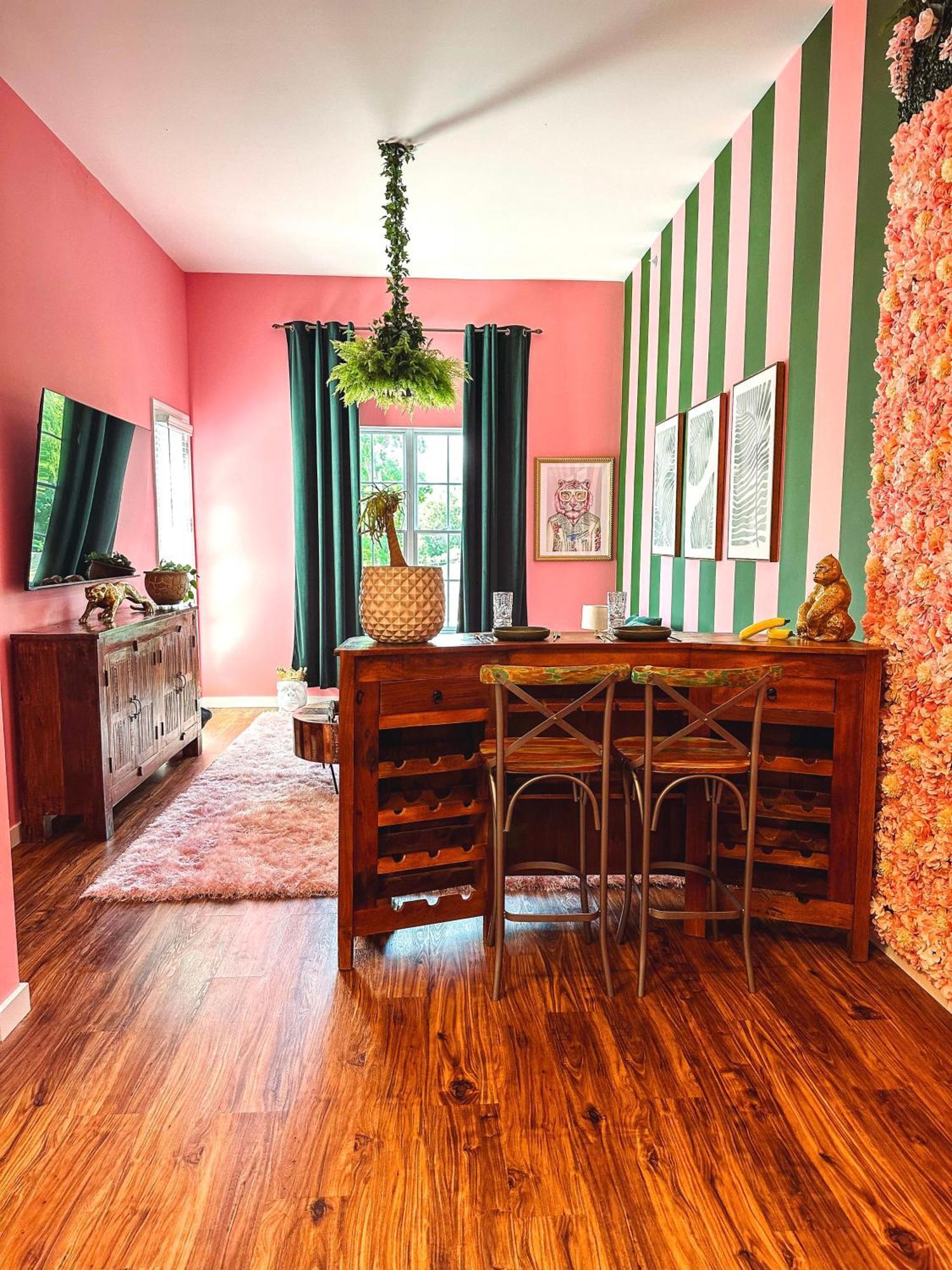 Dreaming With Dolly - Luxe Stay Near Broadway Nashville Ngoại thất bức ảnh